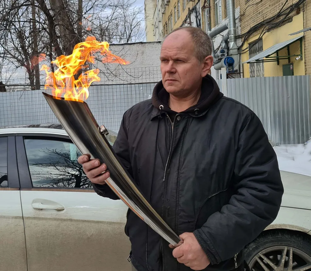 Факелы для эстафеты Олимпийского огня во Владивостоке Факелы для эстафеты Олимпийского огня во Владивостоке